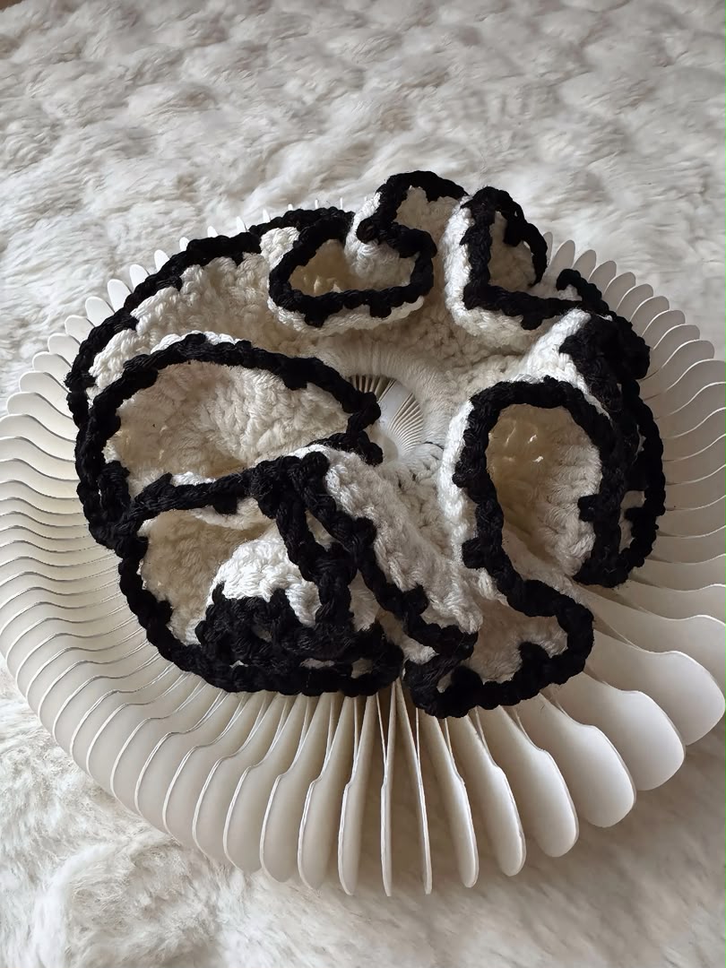 Vanilla Scrunchies